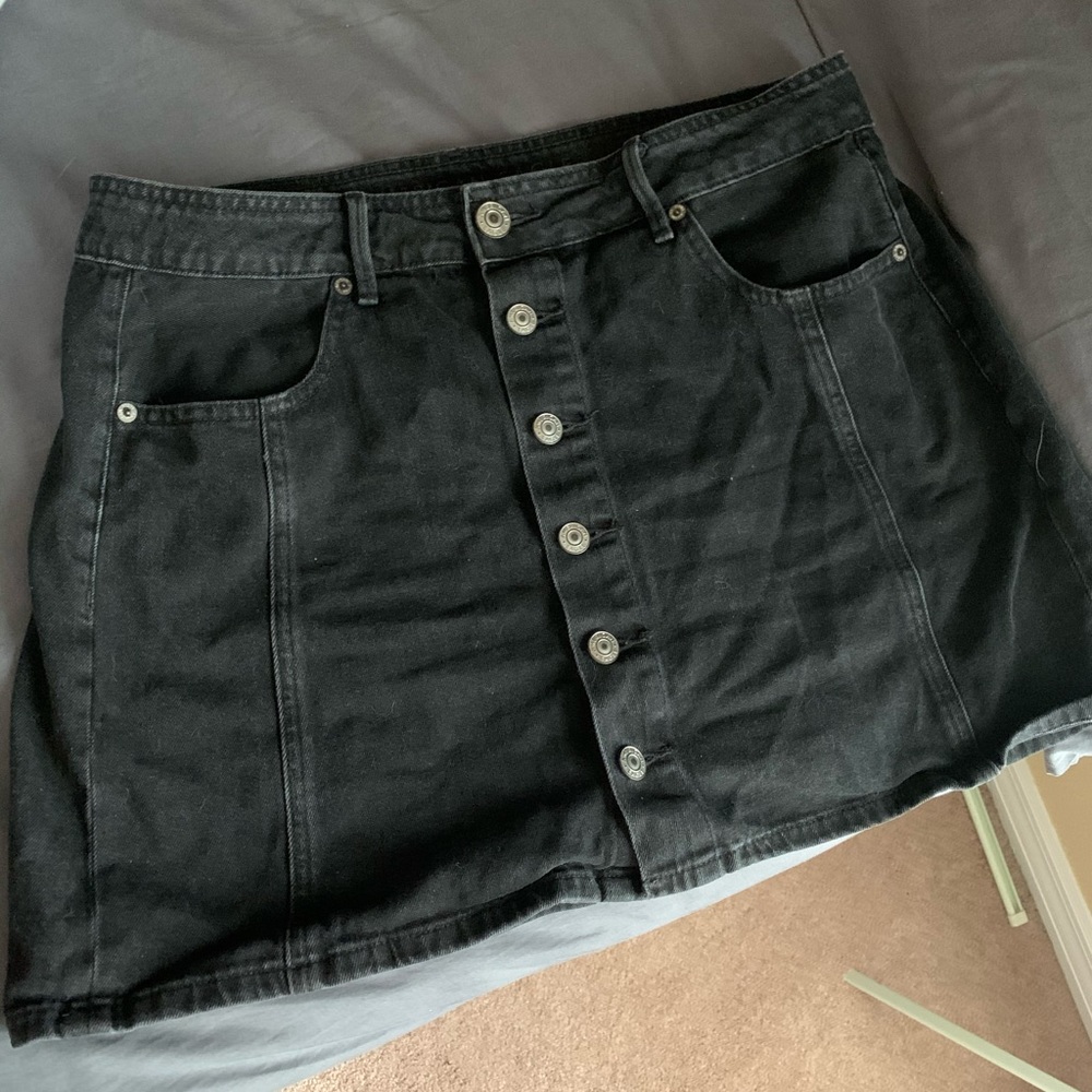 Black denim skirt